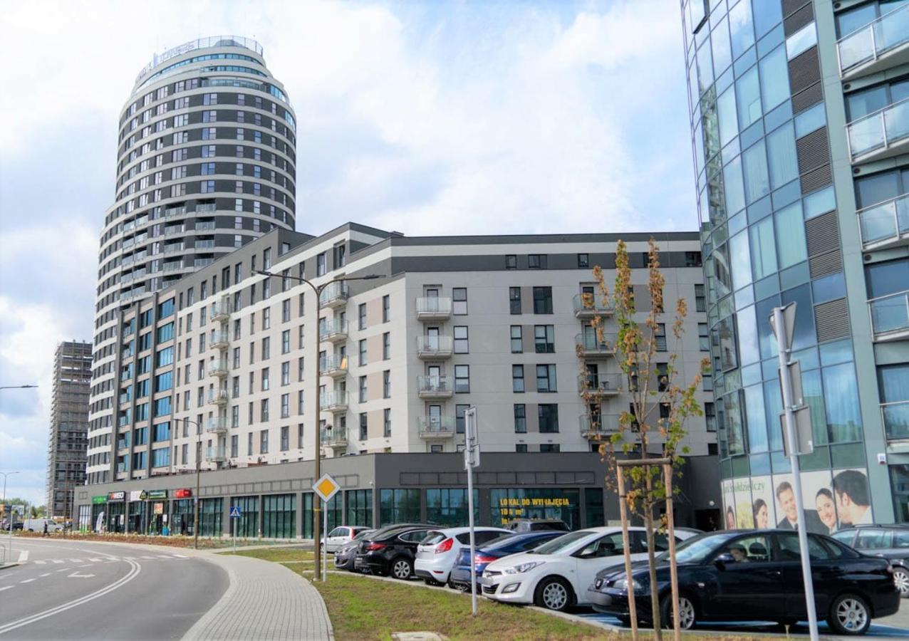 Capital Towers - Apartament Pop-Art Z Widokiem Na Rzeke เชชูฟ ภายนอก รูปภาพ